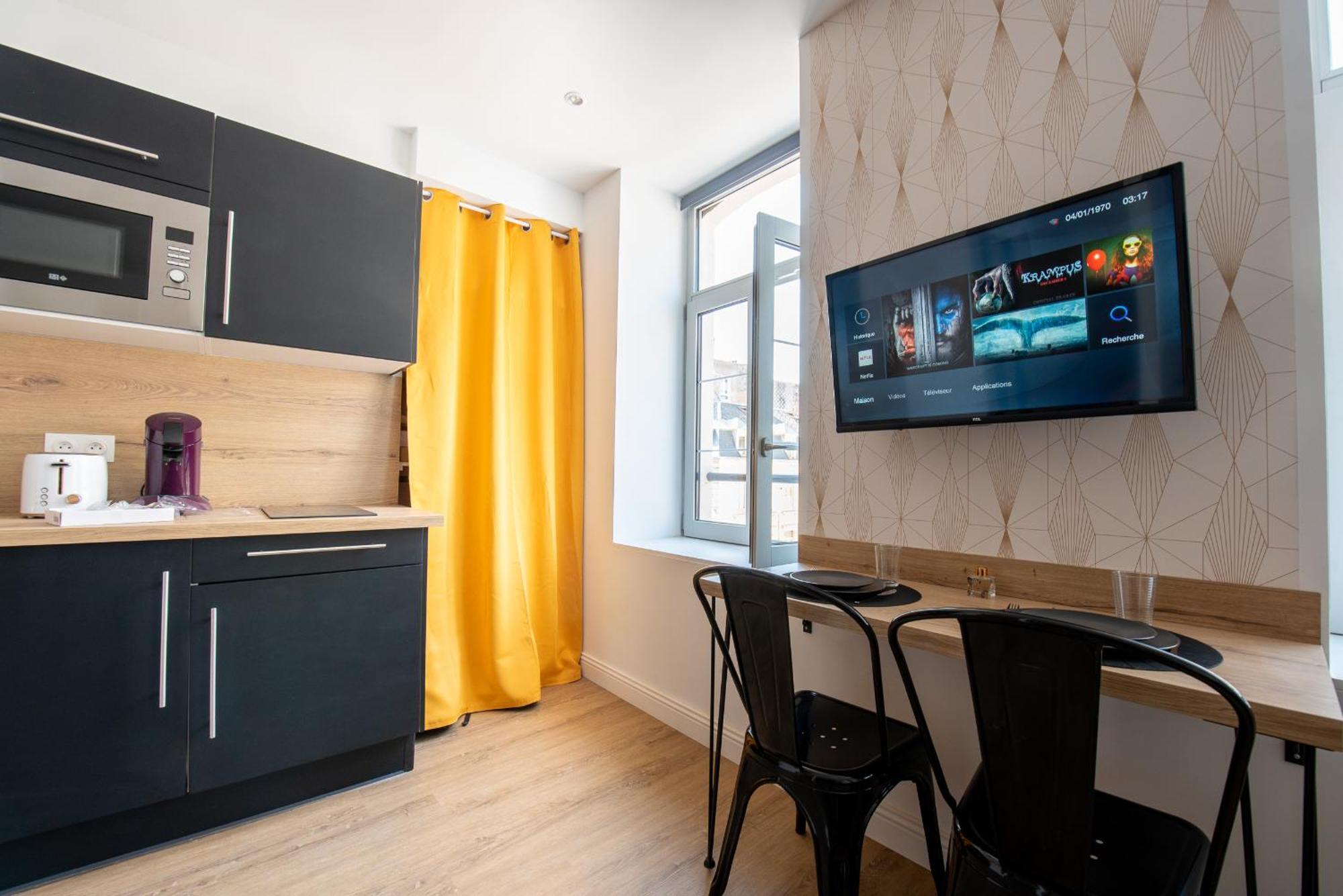 Au Nouveau Boulonnais - 4 Appartements Charmants Pour Couples, Familles Et Groupe D'Amis, Vieille Ville Et Centre Ville De Boulogne Sur Mer Exterior foto